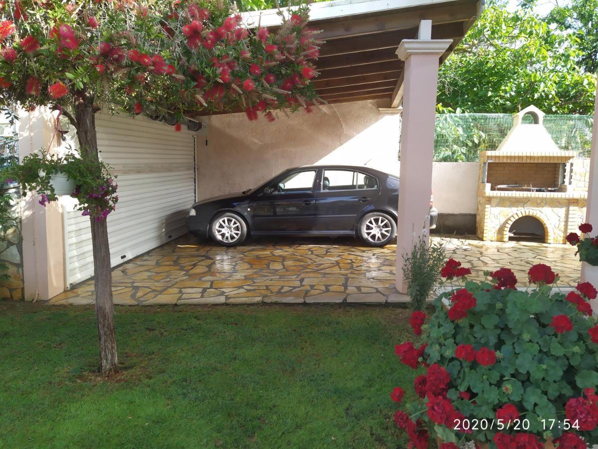 Summer Village House Popi Kanakádes Zewnętrze zdjęcie