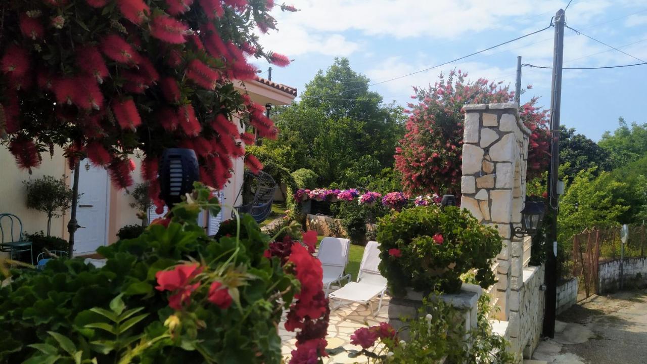 Summer Village House Popi Kanakádes Zewnętrze zdjęcie