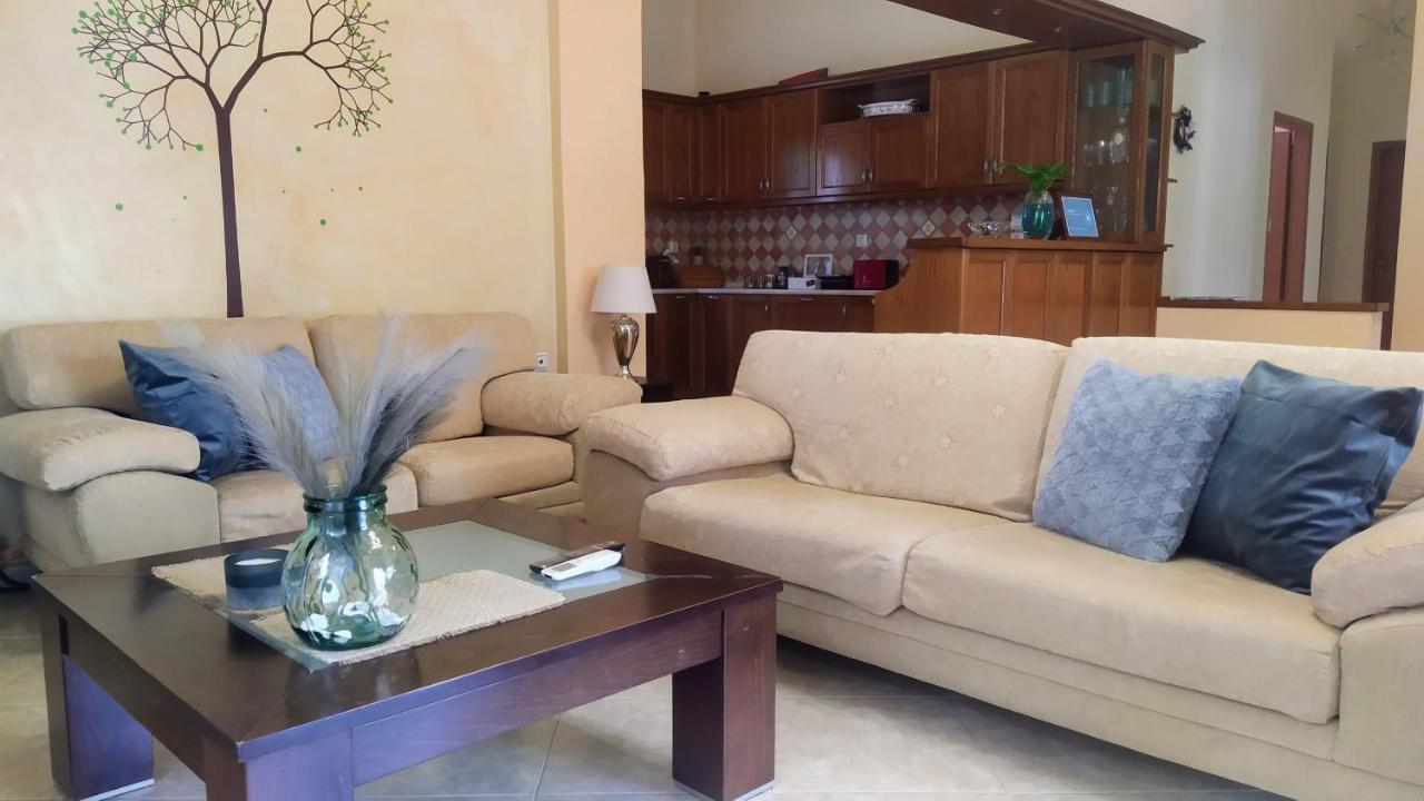 Summer Village House Popi Kanakádes Zewnętrze zdjęcie