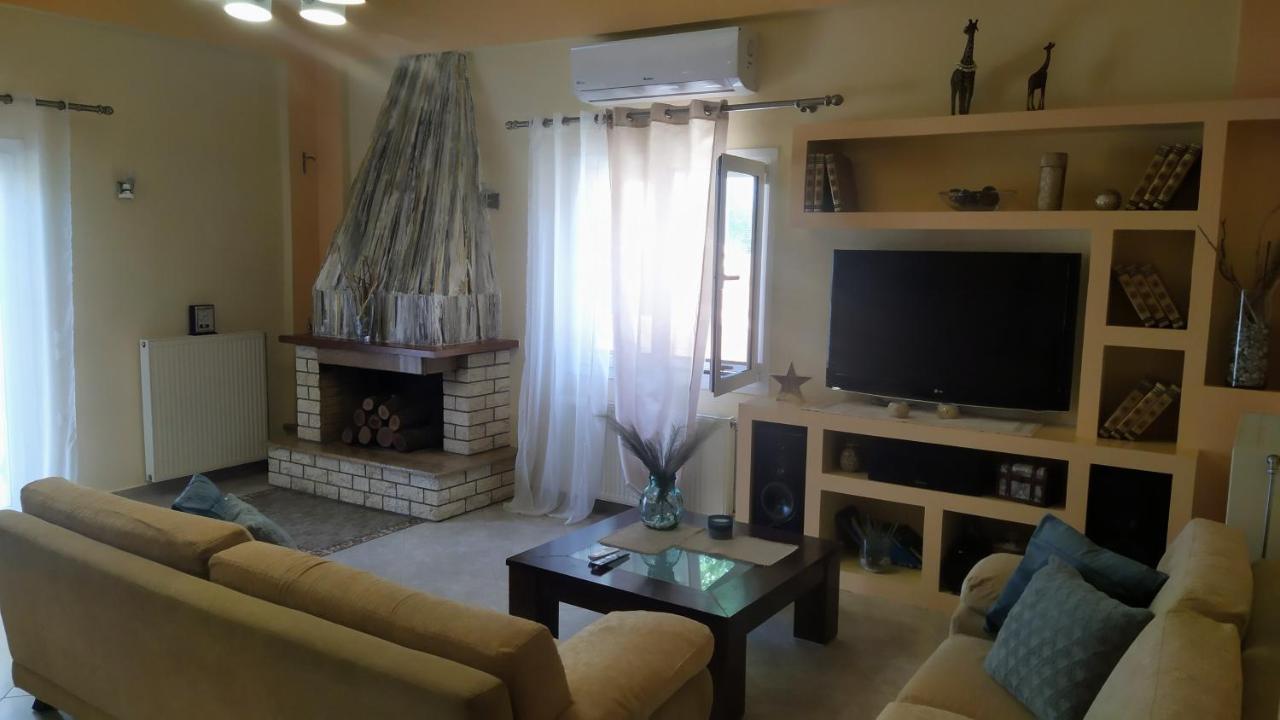 Summer Village House Popi Kanakádes Zewnętrze zdjęcie
