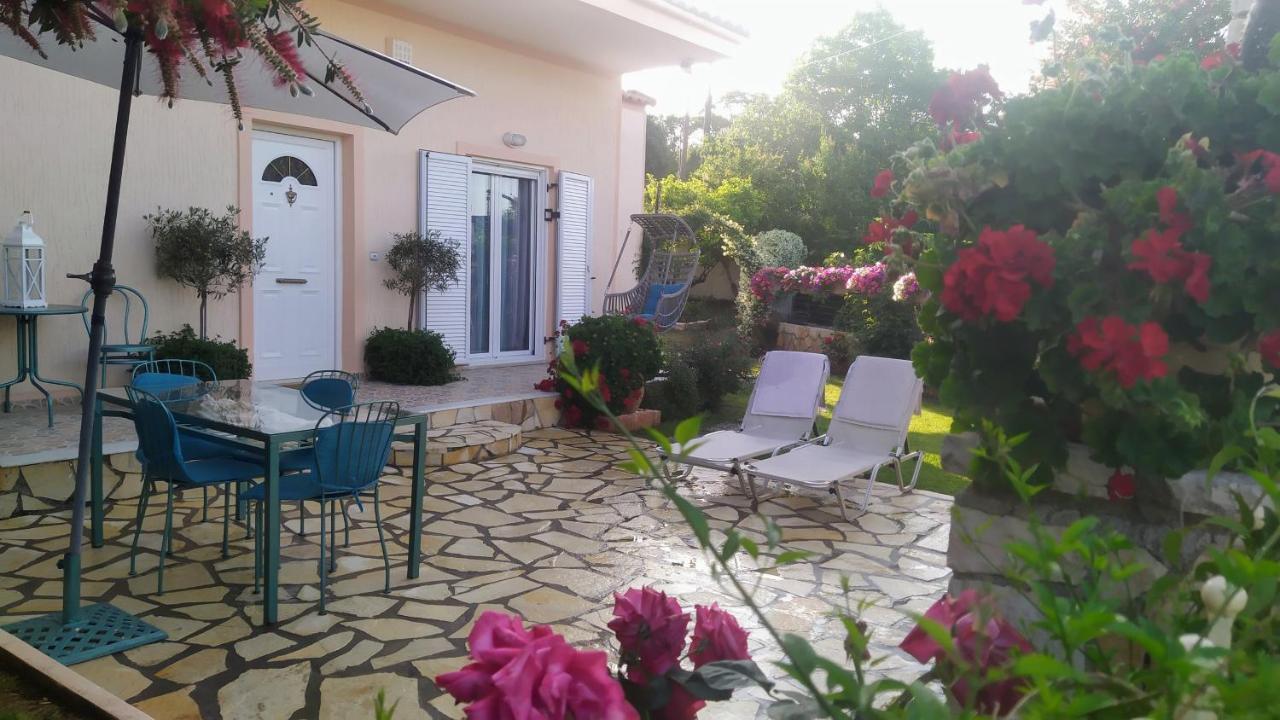 Summer Village House Popi Kanakádes Zewnętrze zdjęcie
