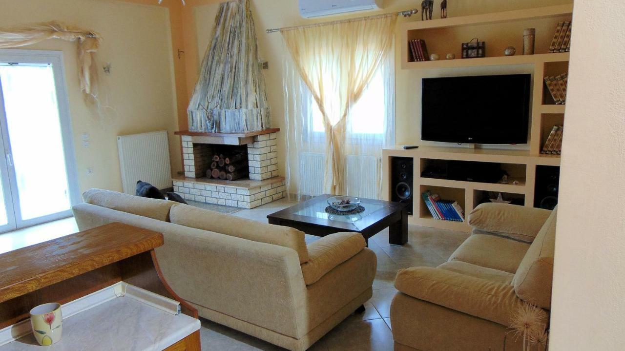 Summer Village House Popi Kanakádes Zewnętrze zdjęcie