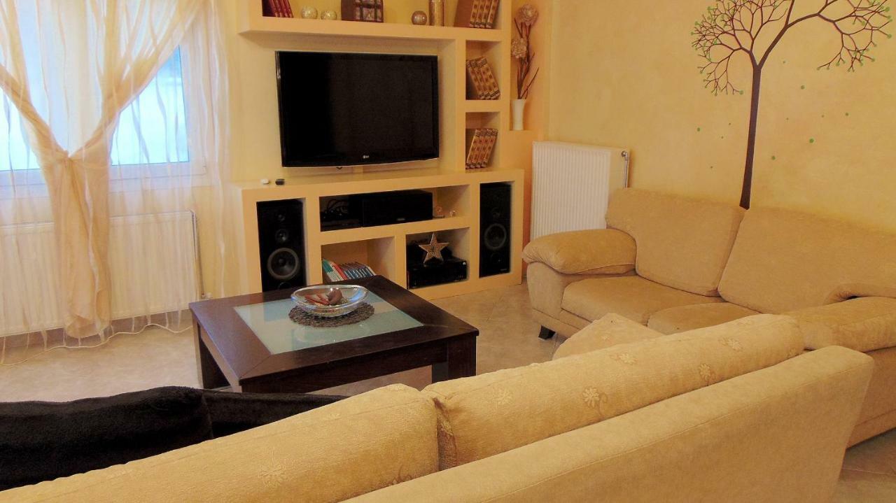 Summer Village House Popi Kanakádes Zewnętrze zdjęcie