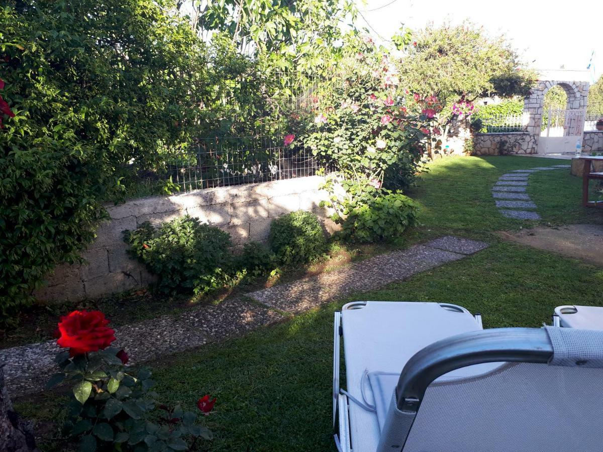 Summer Village House Popi Kanakádes Zewnętrze zdjęcie
