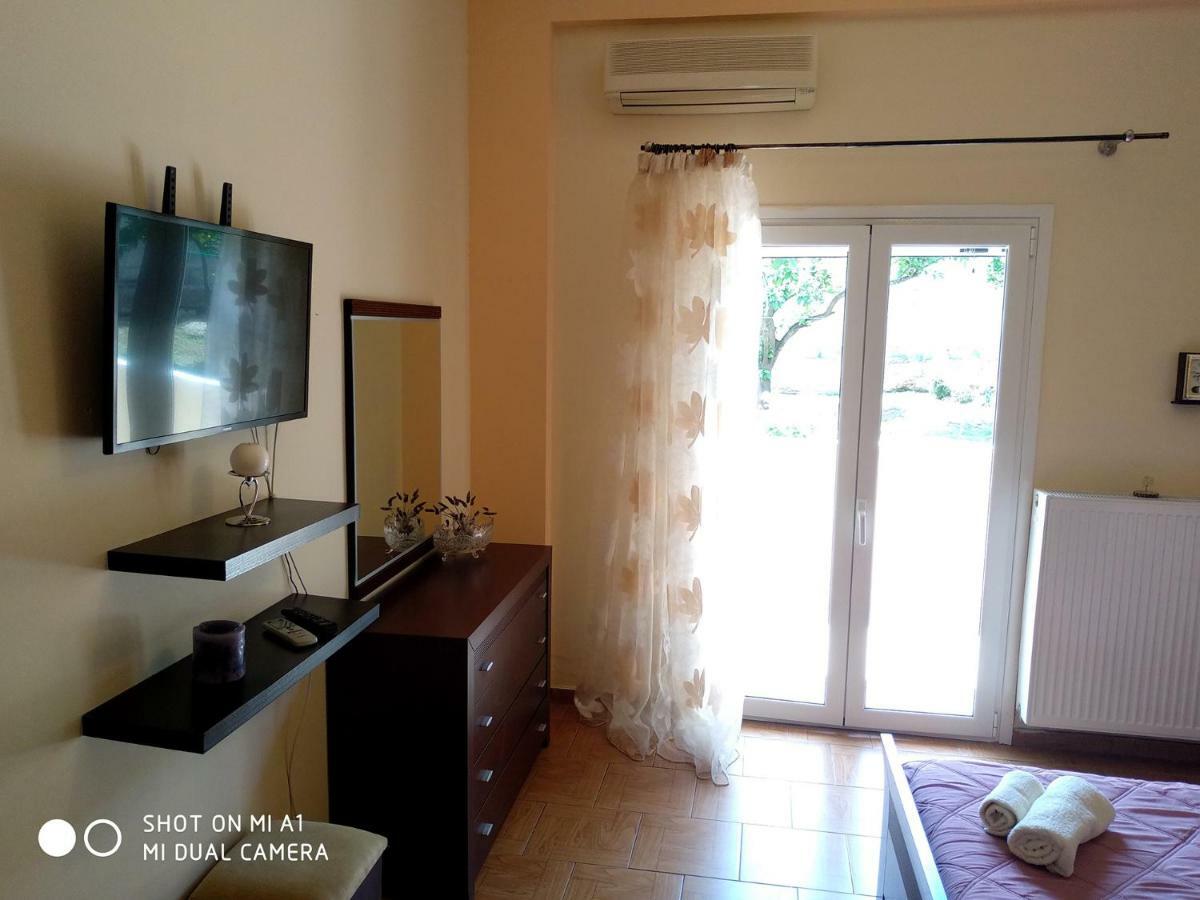 Summer Village House Popi Kanakádes Zewnętrze zdjęcie